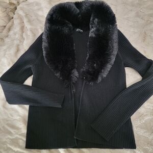 Black Fur-Collar Women's Sweater